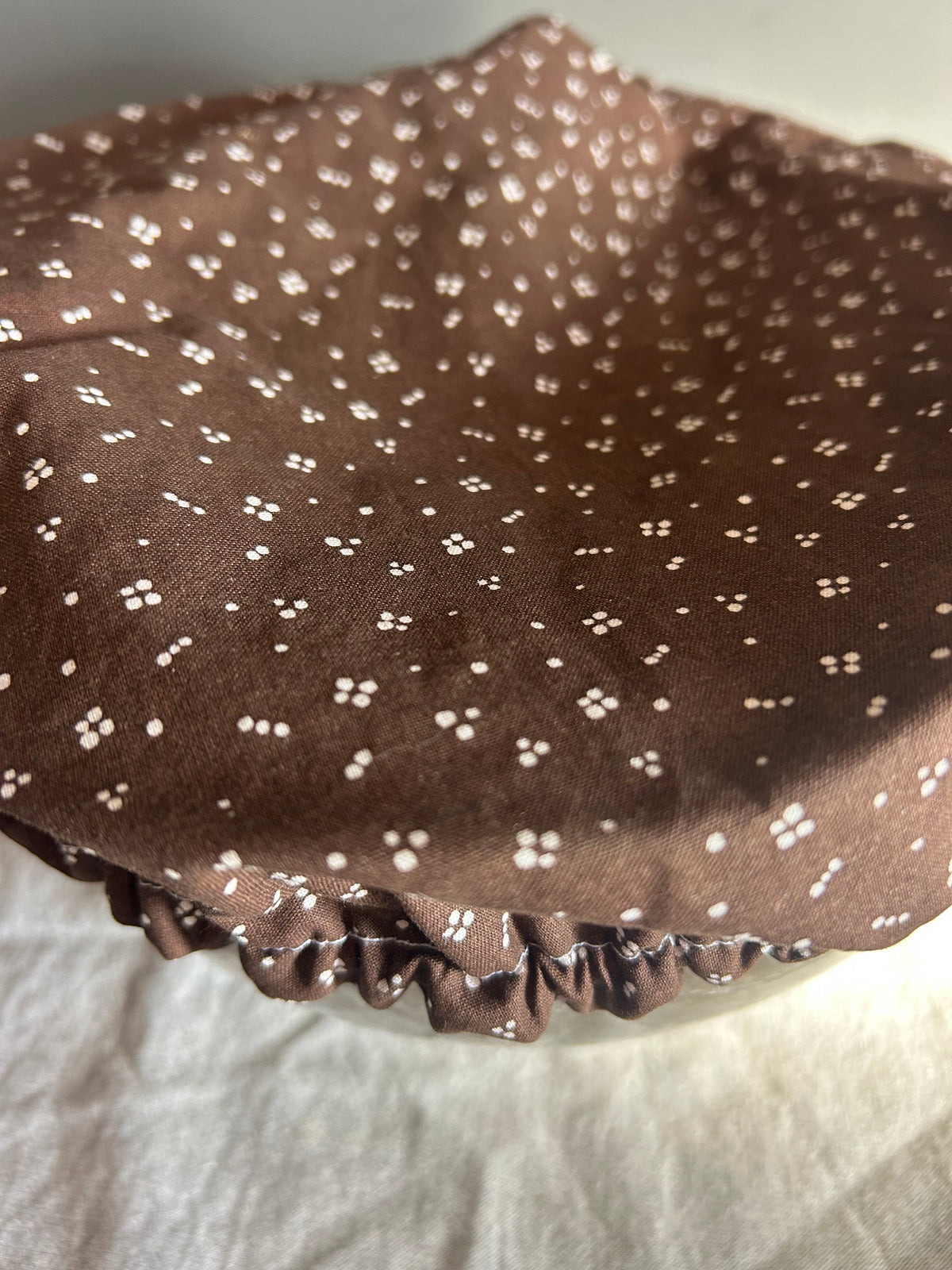 Reversible Bowl Cover. Cow Print/Brown
